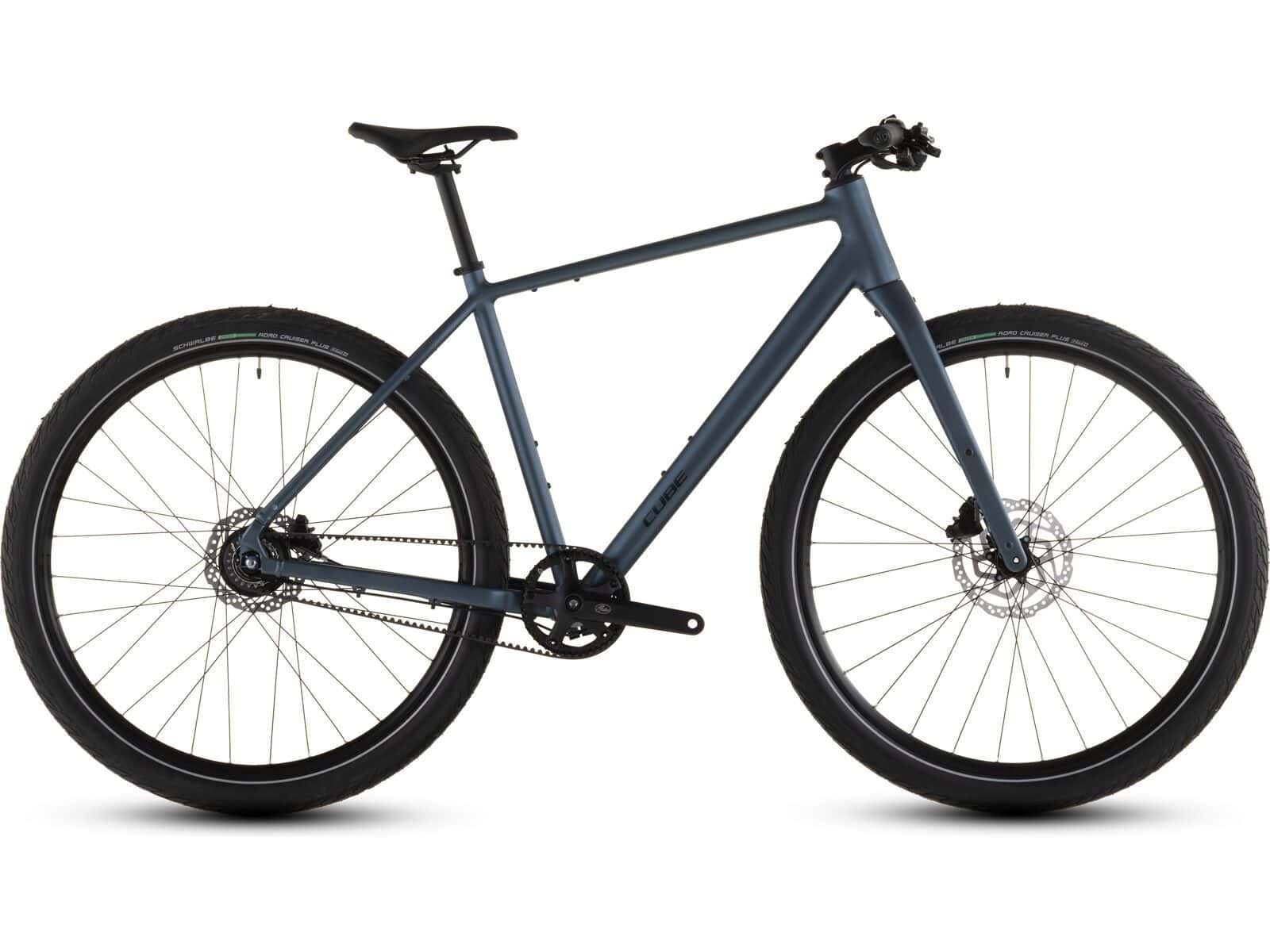 Modernes Cube Fahrrad mit robustem Rahmen und schlichten Design.